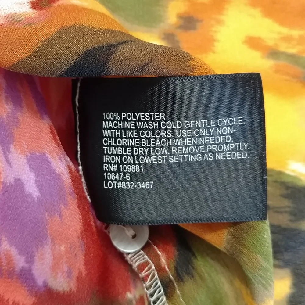 East 5th Ruffled Short Sleeve Blouse - Picture 5 of 7